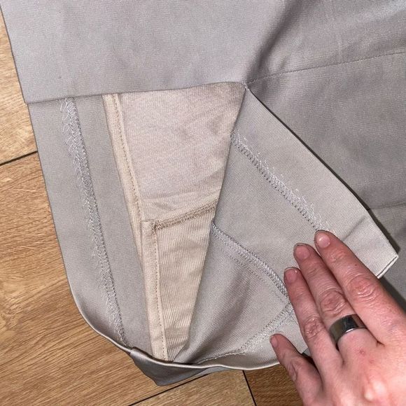 Carla Montanarini Beige Pencil Skirt Size IT 42 / US Medium - Picture 9 of 12